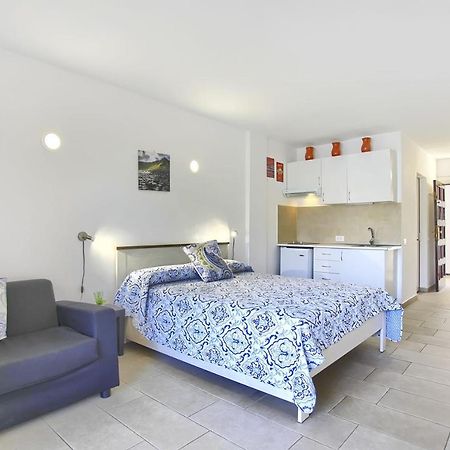 Studio Eldorado In Playa De Las Americas Near The Beach Арона Екстериор снимка